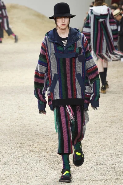 Look 14